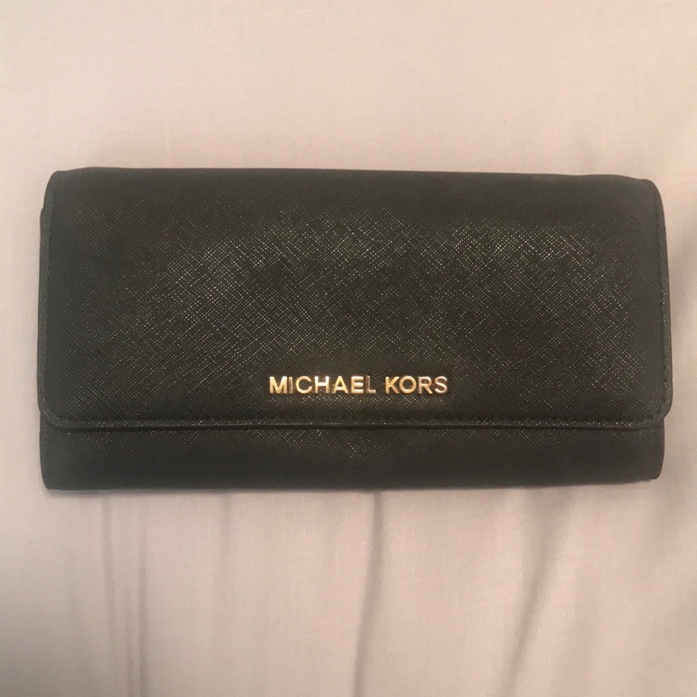 Michael Kors wallet
